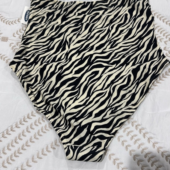 Old Navy One Piece Swimsuit - Picture 7 of 11